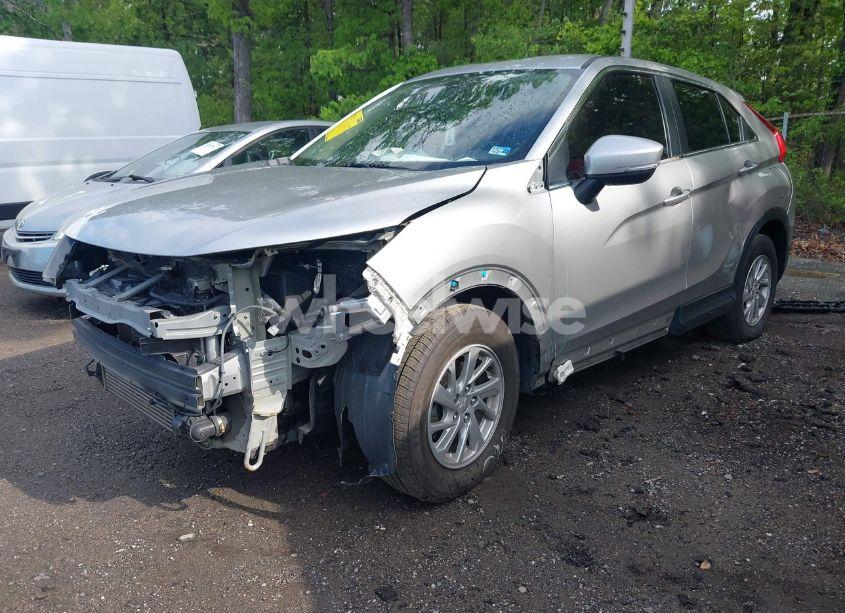 Photo 2 of 2019 Mitsubishi Eclipse CROSS ES (VIN JA4AS3AAXKZ049738)