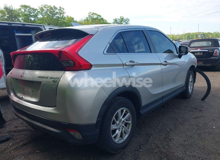 Photo 4 of 2019 Mitsubishi Eclipse CROSS ES (VIN JA4AS3AAXKZ049738)