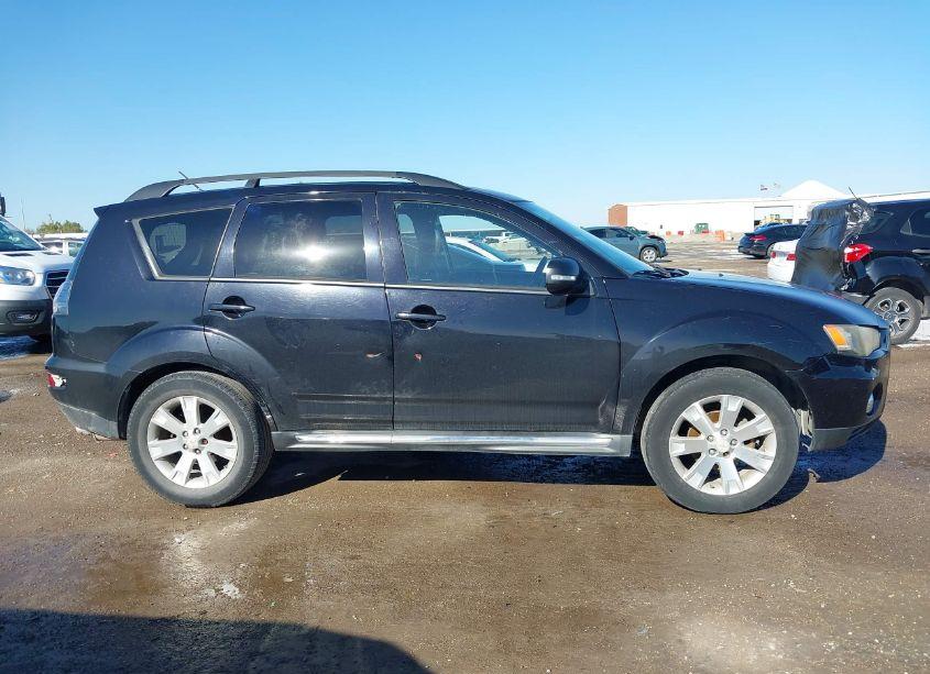 Photo 13 of 2011 Mitsubishi Outlander SE (VIN JA4AS3AW0BU012190)