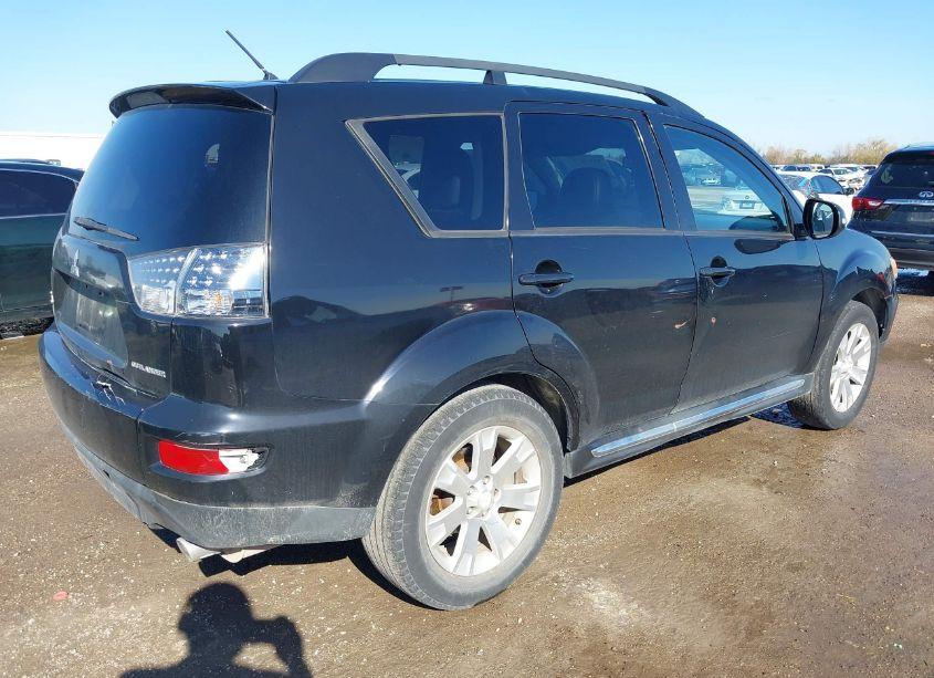 Photo 4 of 2011 Mitsubishi Outlander SE (VIN JA4AS3AW0BU012190)