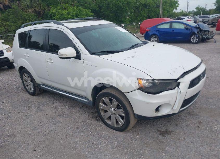 2013 Mitsubishi Outlander SE (VIN JA4AS3AW0DU010426) main photo