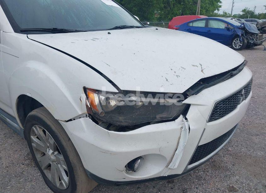 Photo 6 of 2013 Mitsubishi Outlander SE (VIN JA4AS3AW0DU010426)