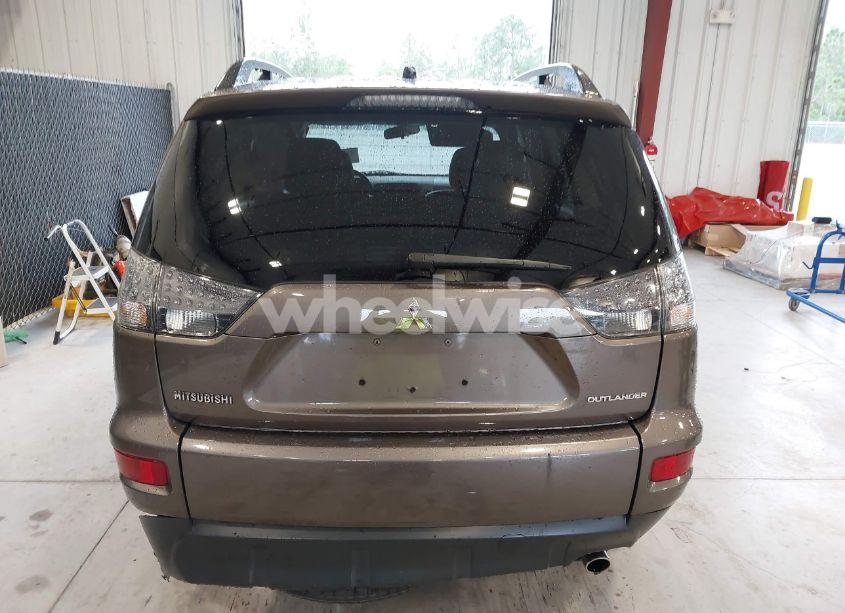 Photo 16 of 2013 Mitsubishi Outlander SE (VIN JA4AS3AW3DU012736)