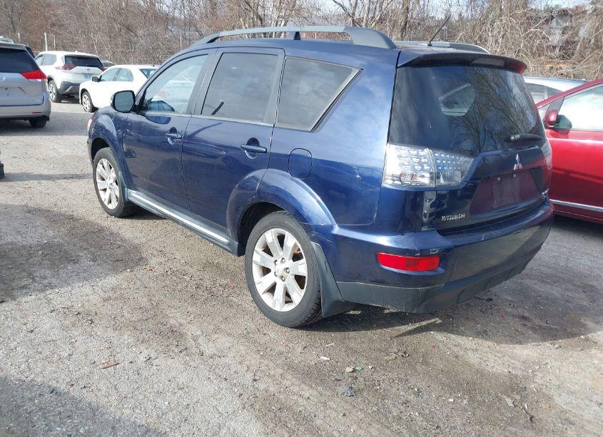 Photo 3 of 2013 Mitsubishi Outlander SE (VIN JA4AS3AW5DU000801)