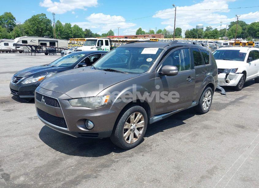 Photo 2 of 2012 Mitsubishi Outlander SE (VIN JA4AS3AW7CU014570)