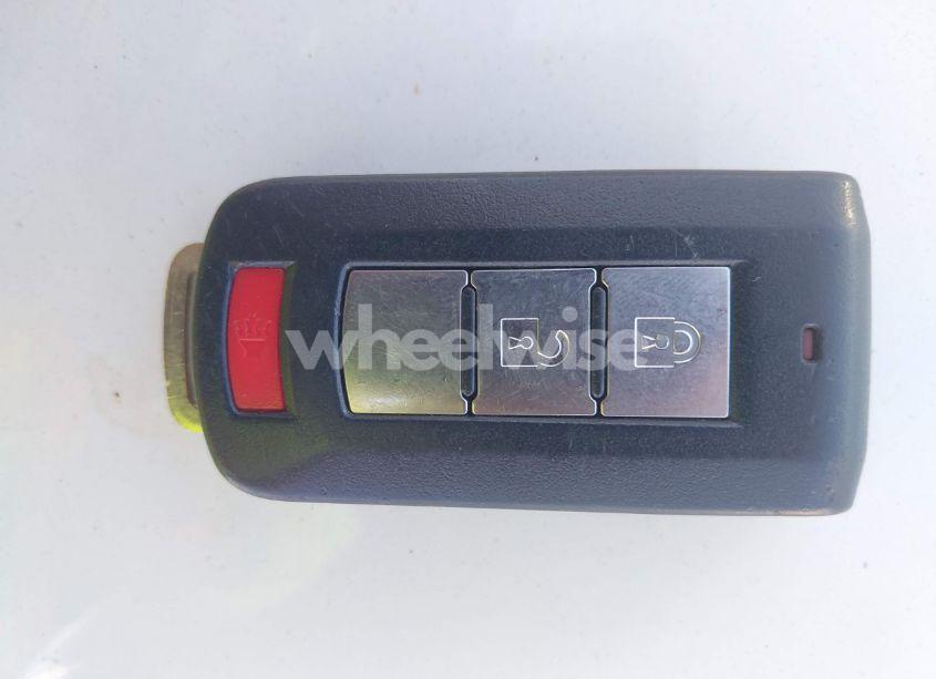 Photo 11 of 2011 Mitsubishi Outlander SE (VIN JA4AS3AW9BU007568)