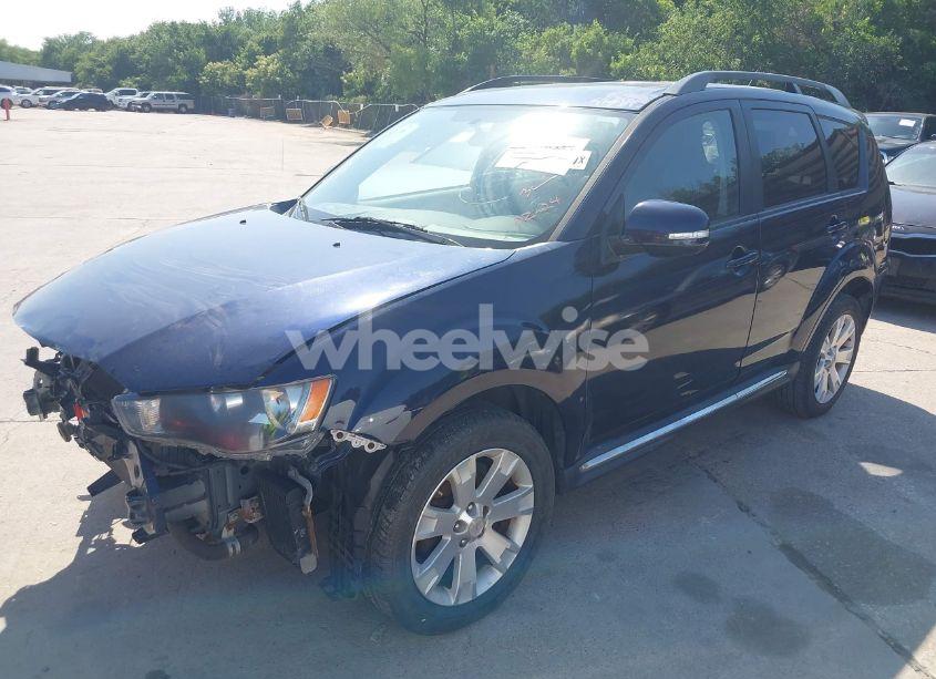 Photo 2 of 2011 Mitsubishi Outlander SE (VIN JA4AS3AW9BU007568)