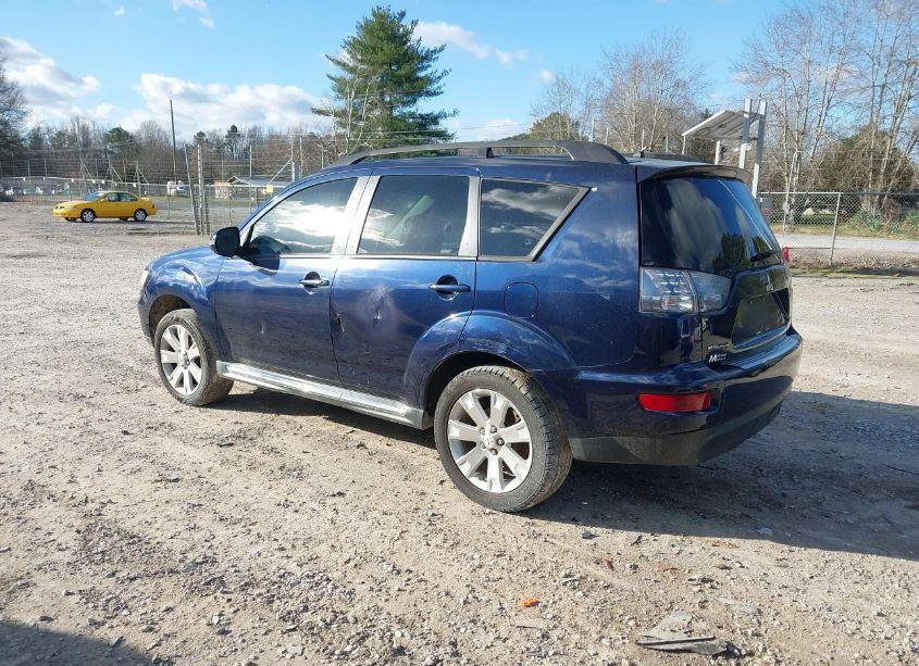 Photo 3 of 2011 Mitsubishi Outlander SE (VIN JA4AS3AW9BU017176)