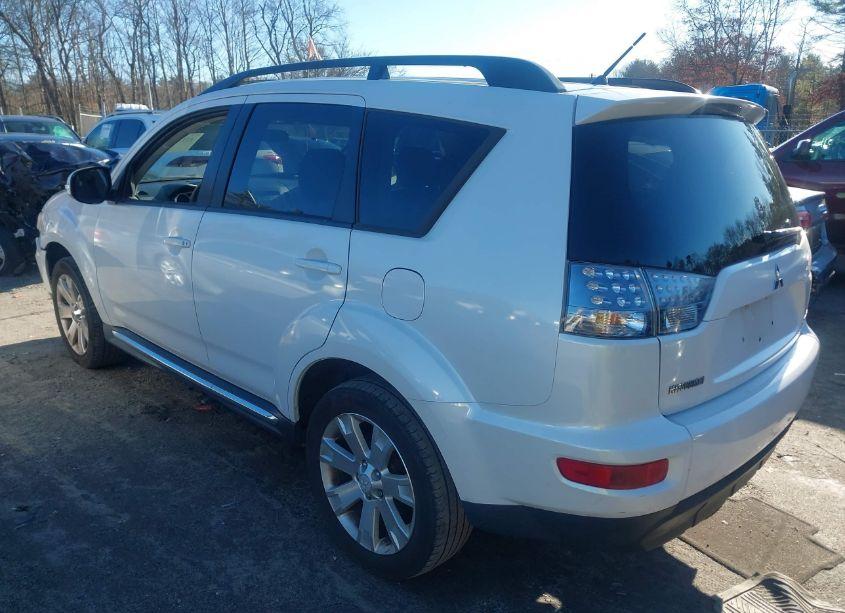 Photo 3 of 2011 Mitsubishi Outlander SE (VIN JA4AS3AW9BU018375)