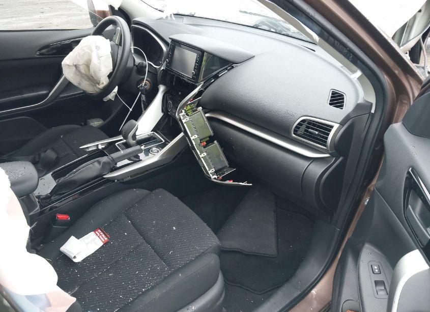 Photo 5 of 2019 Mitsubishi Eclipse CROSS ES (VIN JA4AT3AA7KZ017603)