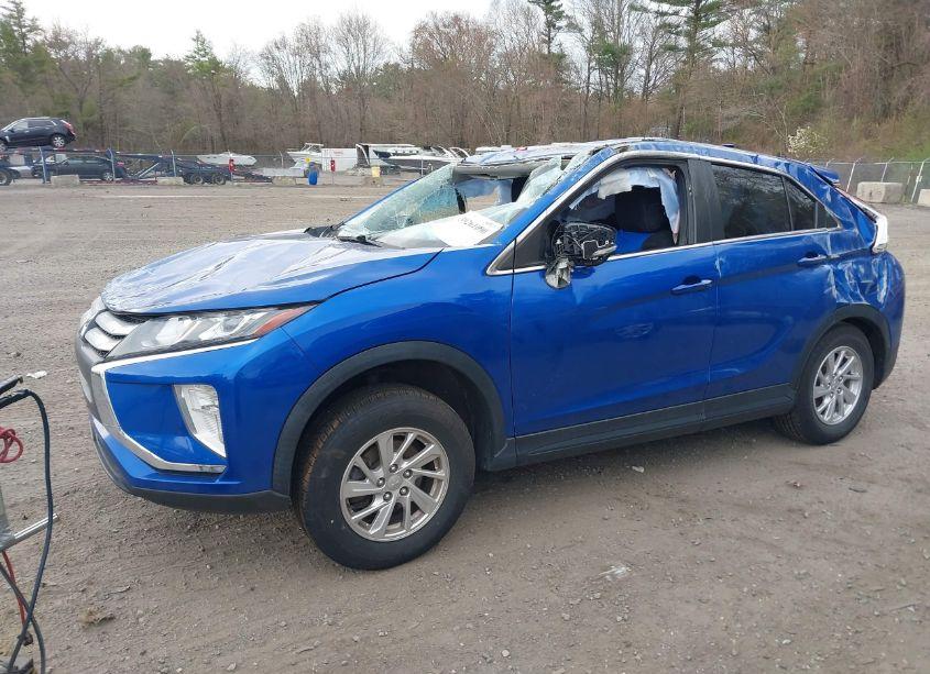 Photo 2 of 2019 Mitsubishi Eclipse CROSS ES (VIN JA4AT3AA7KZ028620)