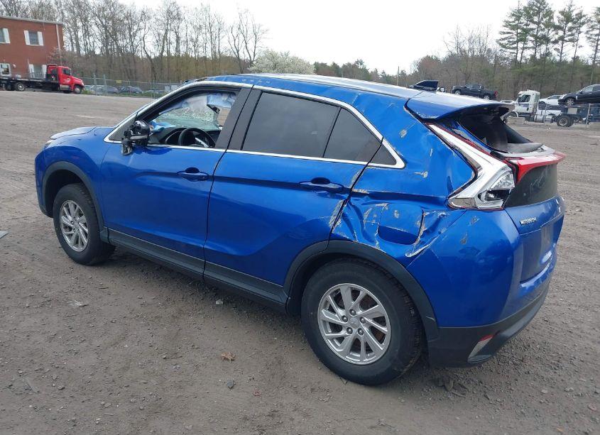 Photo 3 of 2019 Mitsubishi Eclipse CROSS ES (VIN JA4AT3AA7KZ028620)