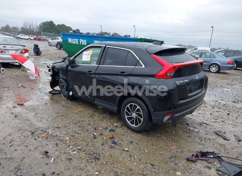 Photo 3 of 2020 Mitsubishi Eclipse CROSS ES 1.5T AWC (VIN JA4AT3AA8LZ042642)