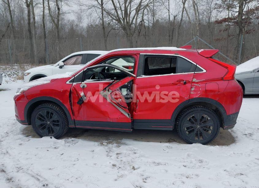 Photo 14 of 2019 Mitsubishi Eclipse CROSS SP (VIN JA4AT4AA0KZ027895)