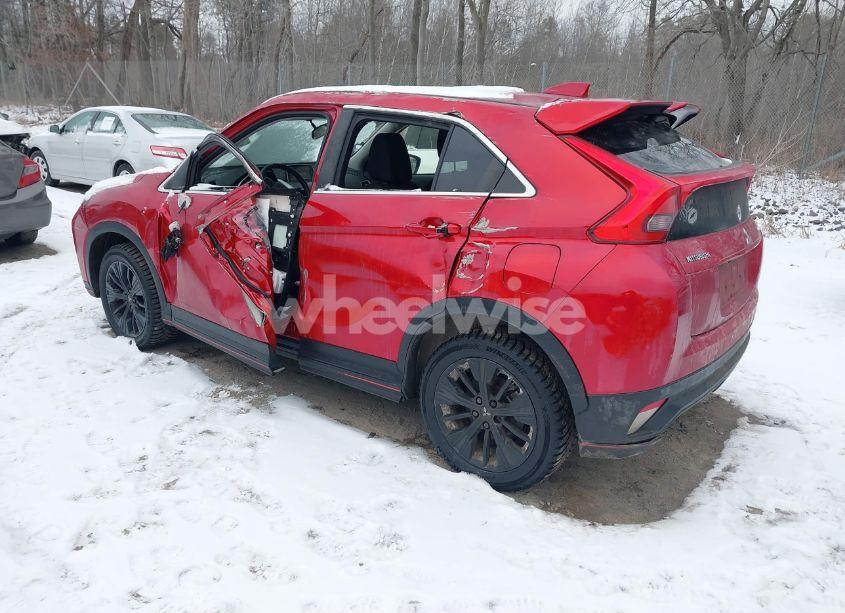 Photo 3 of 2019 Mitsubishi Eclipse CROSS SP (VIN JA4AT4AA0KZ027895)