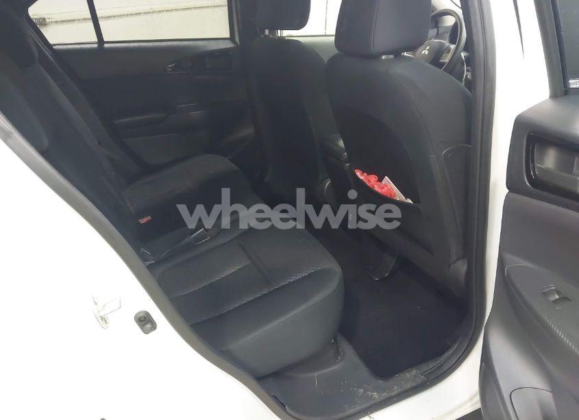 Photo 8 of 2018 Mitsubishi Eclipse CROSS LE (VIN JA4AT4AA3JZ065619)