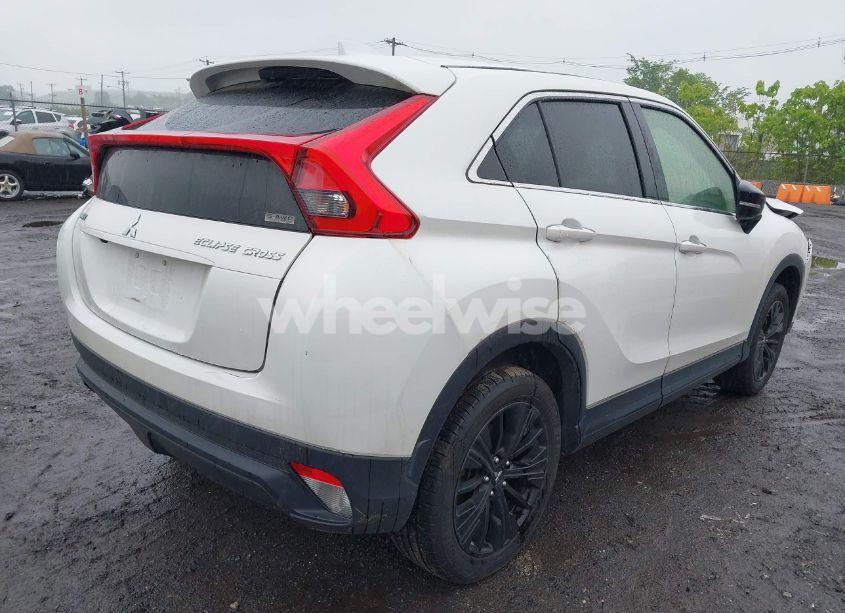 Photo 4 of 2019 Mitsubishi Eclipse CROSS LE (VIN JA4AT4AA4KZ020416)
