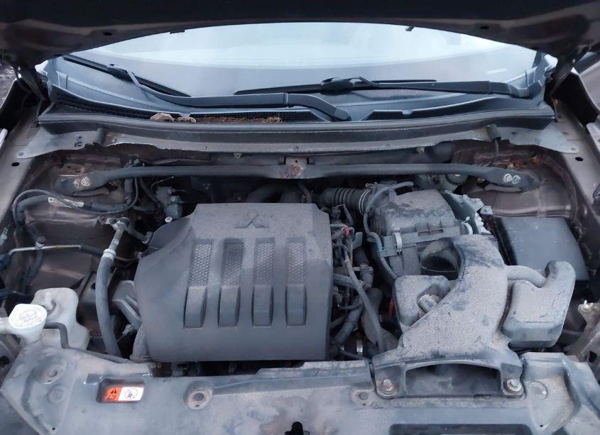 Photo 10 of 2019 Mitsubishi Eclipse CROSS LE (VIN JA4AT4AA8KZ002369)