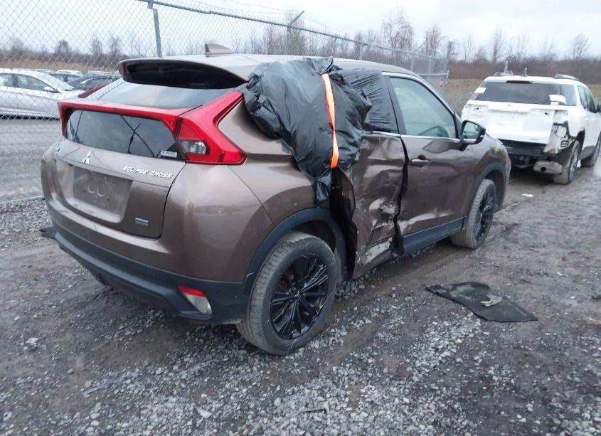 Photo 4 of 2019 Mitsubishi Eclipse CROSS LE (VIN JA4AT4AA8KZ002369)
