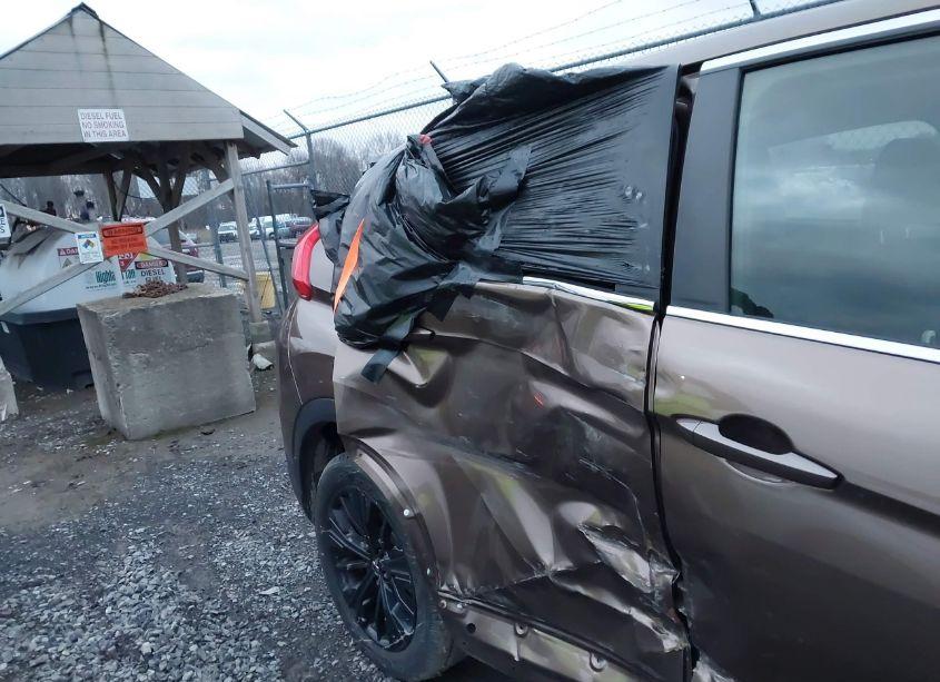 Photo 6 of 2019 Mitsubishi Eclipse CROSS LE (VIN JA4AT4AA8KZ002369)