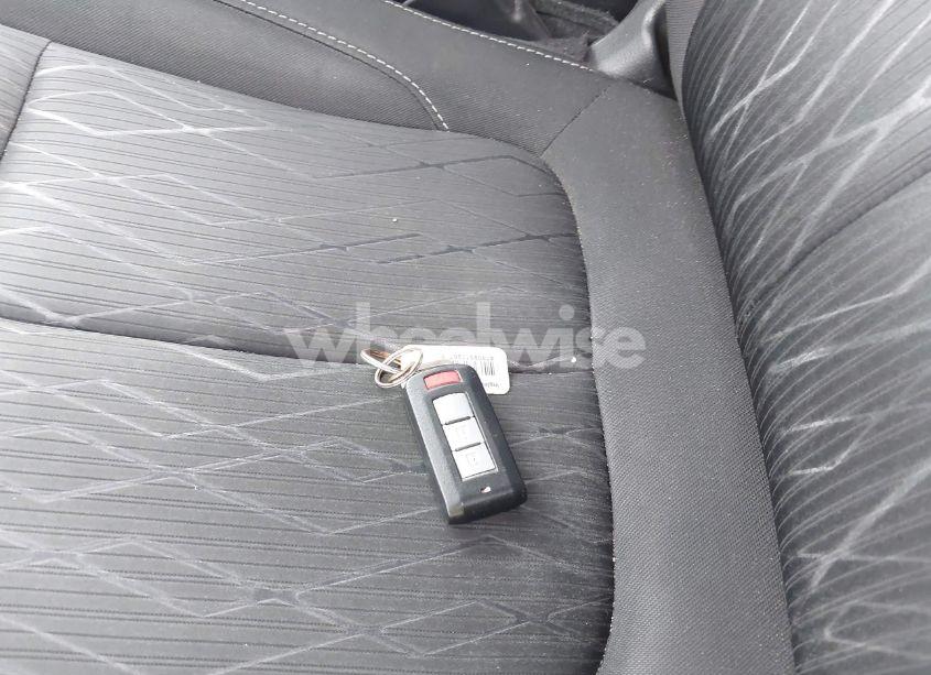 Photo 12 of 2018 Mitsubishi Eclipse CROSS SE/SEL (VIN JA4AT5AA0JZ059802)