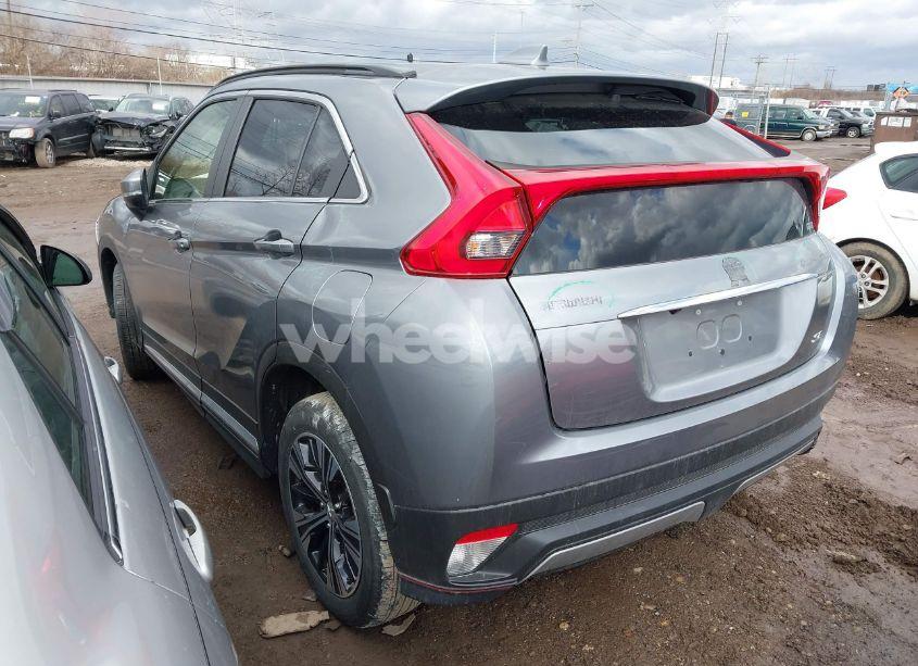 Photo 3 of 2019 Mitsubishi Eclipse CROSS SE (VIN JA4AT5AA0KZ023948)