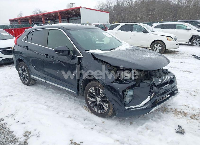 2018 Mitsubishi Eclipse CROSS SE/SEL (VIN JA4AT5AA1JZ038117) main photo