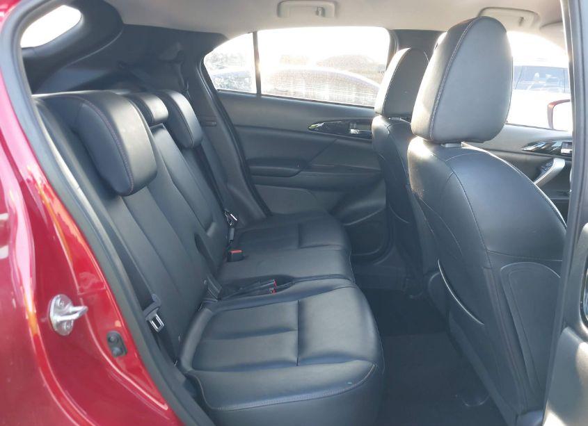 Photo 8 of 2018 Mitsubishi Eclipse CROSS SEL (VIN JA4AT5AA2JZ037672)