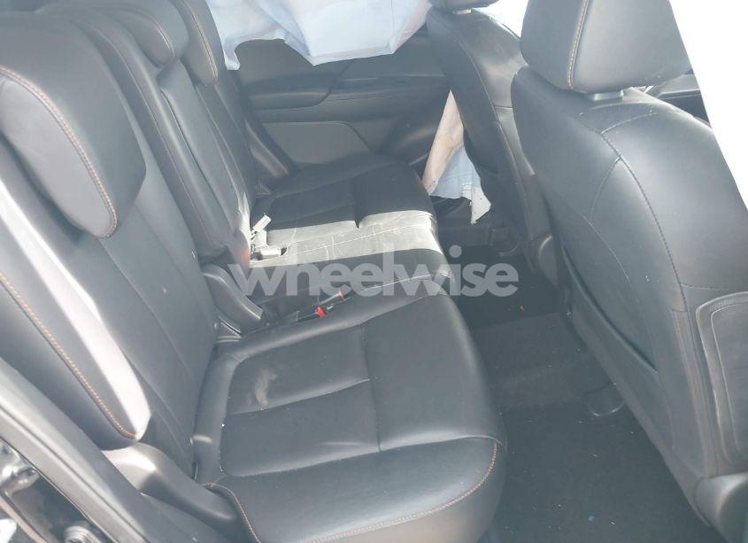 Photo 8 of 2018 Mitsubishi Eclipse CROSS SEL (VIN JA4AT5AA8JZ042522)