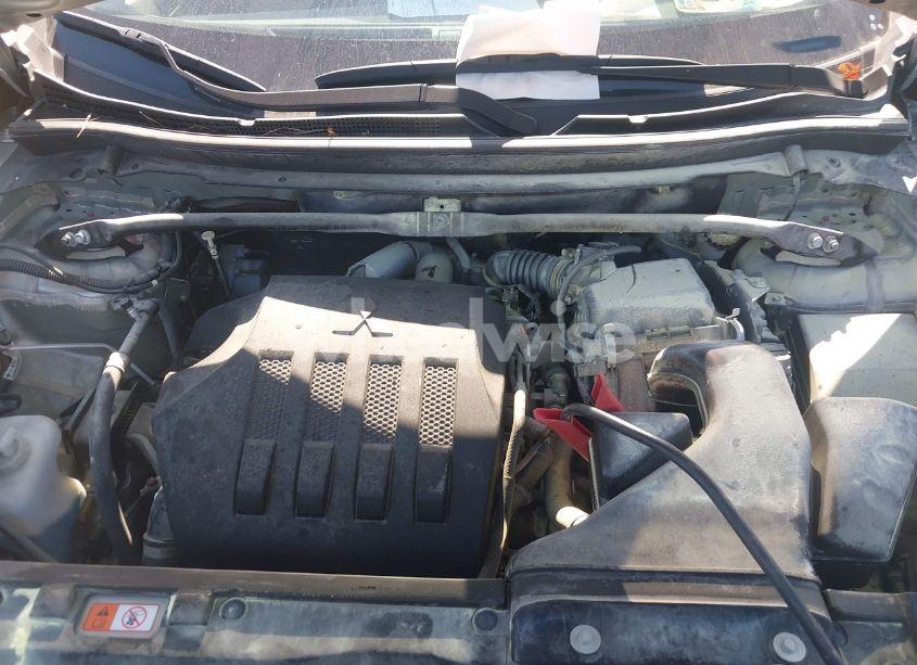 Photo 10 of 2023 Mitsubishi Eclipse CROSS ES S-AWC (VIN JA4ATUAA9PZ000699)