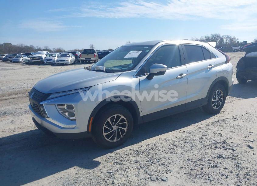 Photo 2 of 2023 Mitsubishi Eclipse CROSS ES S-AWC (VIN JA4ATUAA9PZ000699)