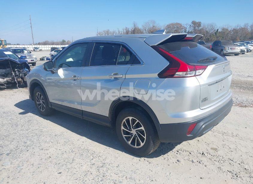 Photo 3 of 2023 Mitsubishi Eclipse CROSS ES S-AWC (VIN JA4ATUAA9PZ000699)