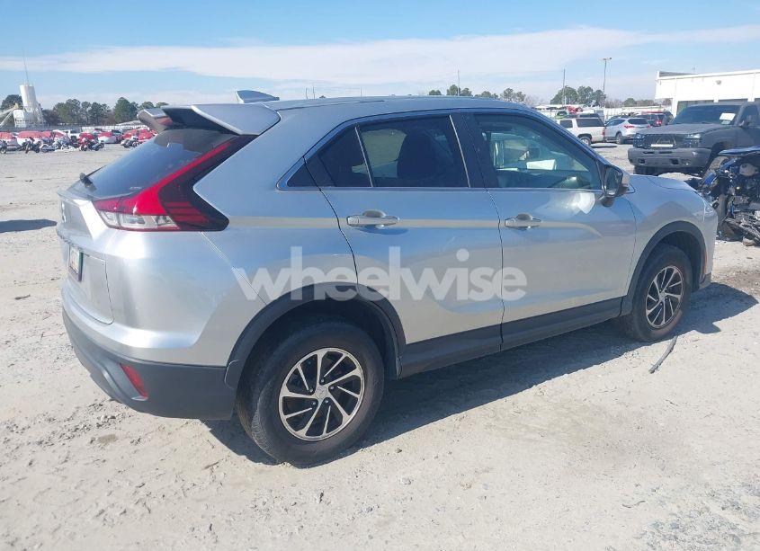 Photo 4 of 2023 Mitsubishi Eclipse CROSS ES S-AWC (VIN JA4ATUAA9PZ000699)