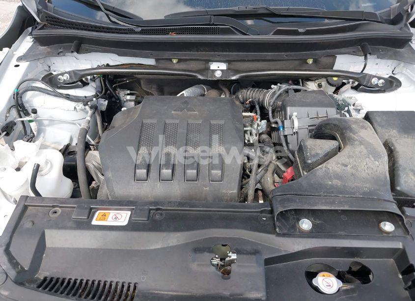 Photo 10 of 2023 Mitsubishi Eclipse CROSS ES S-AWC (VIN JA4ATUAAXPZ050320)