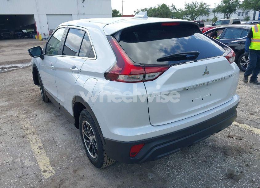 Photo 3 of 2023 Mitsubishi Eclipse CROSS ES S-AWC (VIN JA4ATUAAXPZ050320)