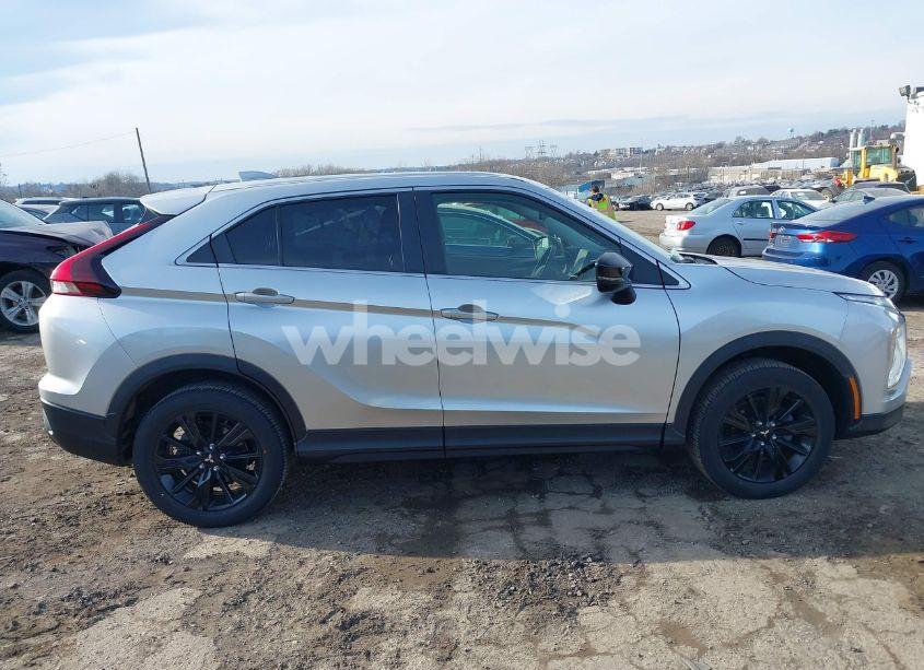 Photo 13 of 2023 Mitsubishi Eclipse CROSS LE S-AWC/RALLIART S-AWC (VIN JA4ATVAA0PZ004646)
