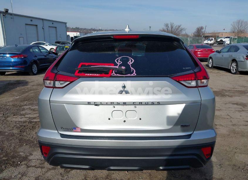 Photo 16 of 2023 Mitsubishi Eclipse CROSS LE S-AWC/RALLIART S-AWC (VIN JA4ATVAA0PZ004646)