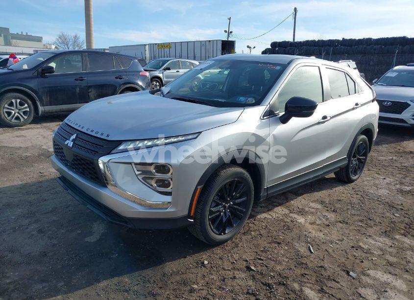Photo 2 of 2023 Mitsubishi Eclipse CROSS LE S-AWC/RALLIART S-AWC (VIN JA4ATVAA0PZ004646)
