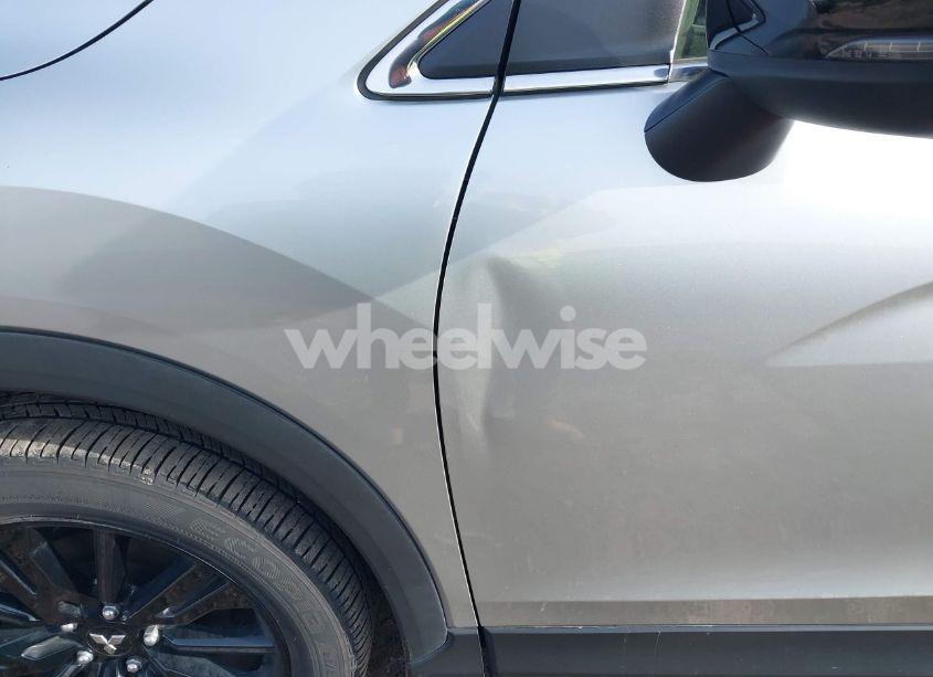 Photo 6 of 2023 Mitsubishi Eclipse CROSS LE S-AWC/RALLIART S-AWC (VIN JA4ATVAA0PZ004646)