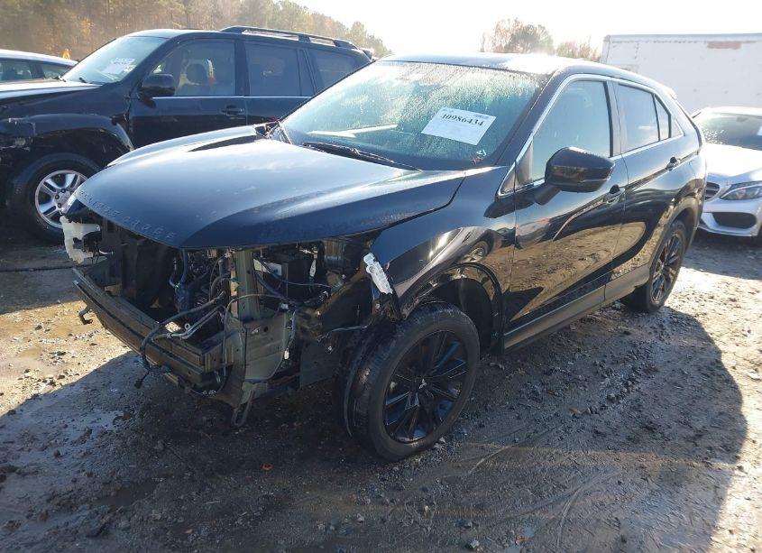 Photo 2 of 2023 Mitsubishi Eclipse CROSS LE (VIN JA4ATVAA1PZ013582)