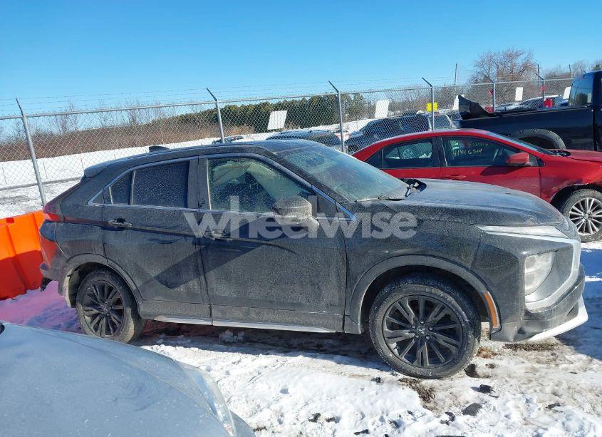 Photo 14 of 2023 Mitsubishi Eclipse CROSS LE S-AWC/RALLIART S-AWC (VIN JA4ATVAA2PZ000999)