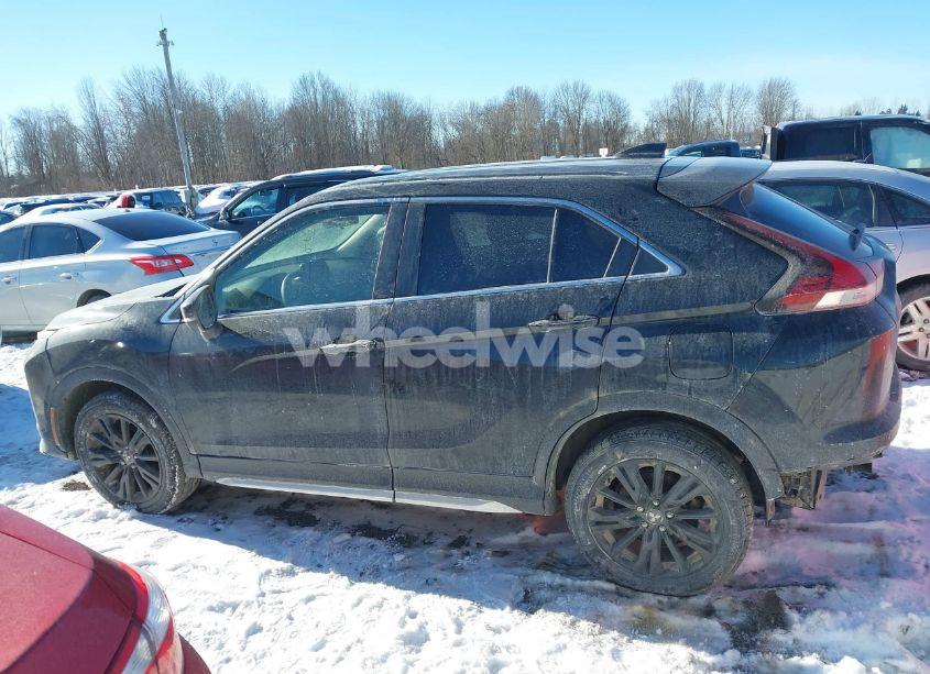 Photo 15 of 2023 Mitsubishi Eclipse CROSS LE S-AWC/RALLIART S-AWC (VIN JA4ATVAA2PZ000999)