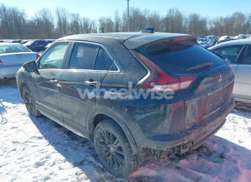 Photo 3 of 2023 Mitsubishi Eclipse CROSS LE S-AWC/RALLIART S-AWC (VIN JA4ATVAA2PZ000999)
