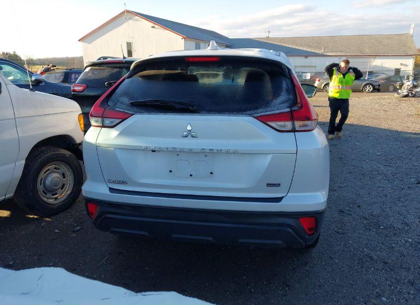 Photo 15 of 2023 Mitsubishi Eclipse CROSS LE (VIN JA4ATVAA4PZ028528)