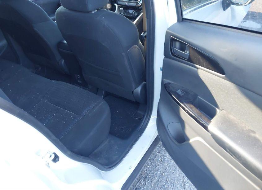 Photo 8 of 2023 Mitsubishi Eclipse CROSS LE (VIN JA4ATVAA4PZ028528)