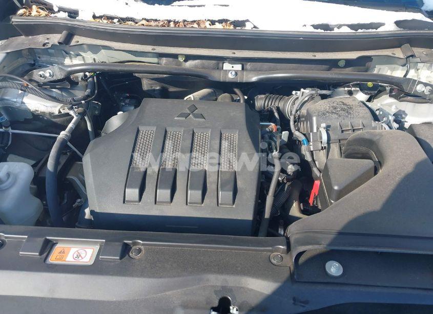 Photo 10 of 2023 Mitsubishi Eclipse CROSS LE S-AWC/RALLIART S-AWC (VIN JA4ATVAA5PZ002293)