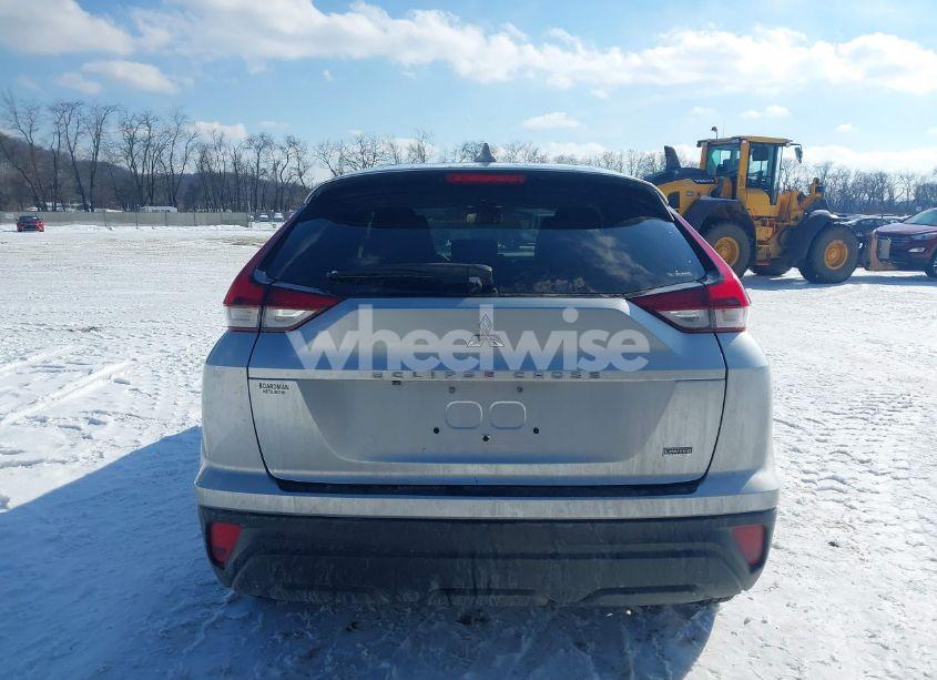 Photo 16 of 2023 Mitsubishi Eclipse CROSS LE S-AWC/RALLIART S-AWC (VIN JA4ATVAA5PZ002293)