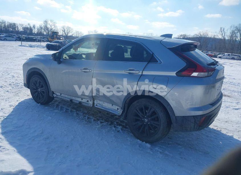 Photo 3 of 2023 Mitsubishi Eclipse CROSS LE S-AWC/RALLIART S-AWC (VIN JA4ATVAA5PZ002293)