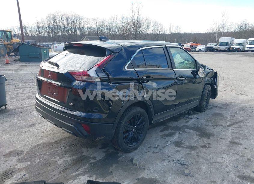 Photo 4 of 2023 Mitsubishi Eclipse CROSS LE S-AWC (VIN JA4ATVAA5PZ052434)