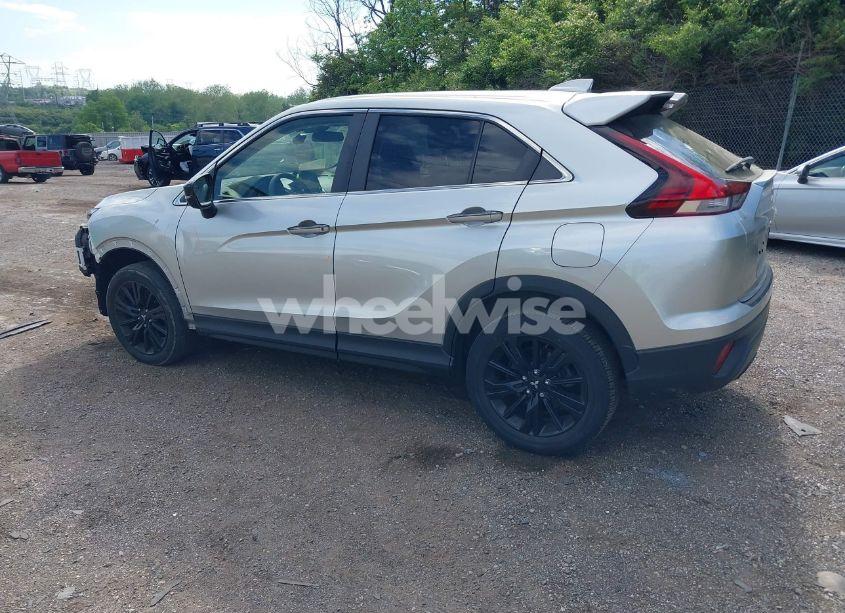 Photo 3 of 2023 Mitsubishi Eclipse CROSS LE S-AWC/RALLIART S-AWC (VIN JA4ATVAA6PZ000696)